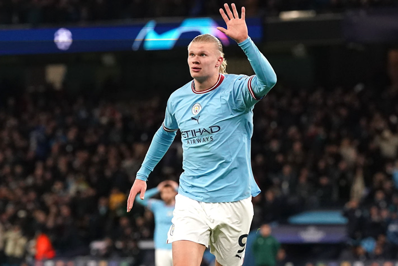 Tiểu sử và sự nghiệp của Haaland gắn liền với những kỷ lục ghi bàn từ khi còn trẻ.